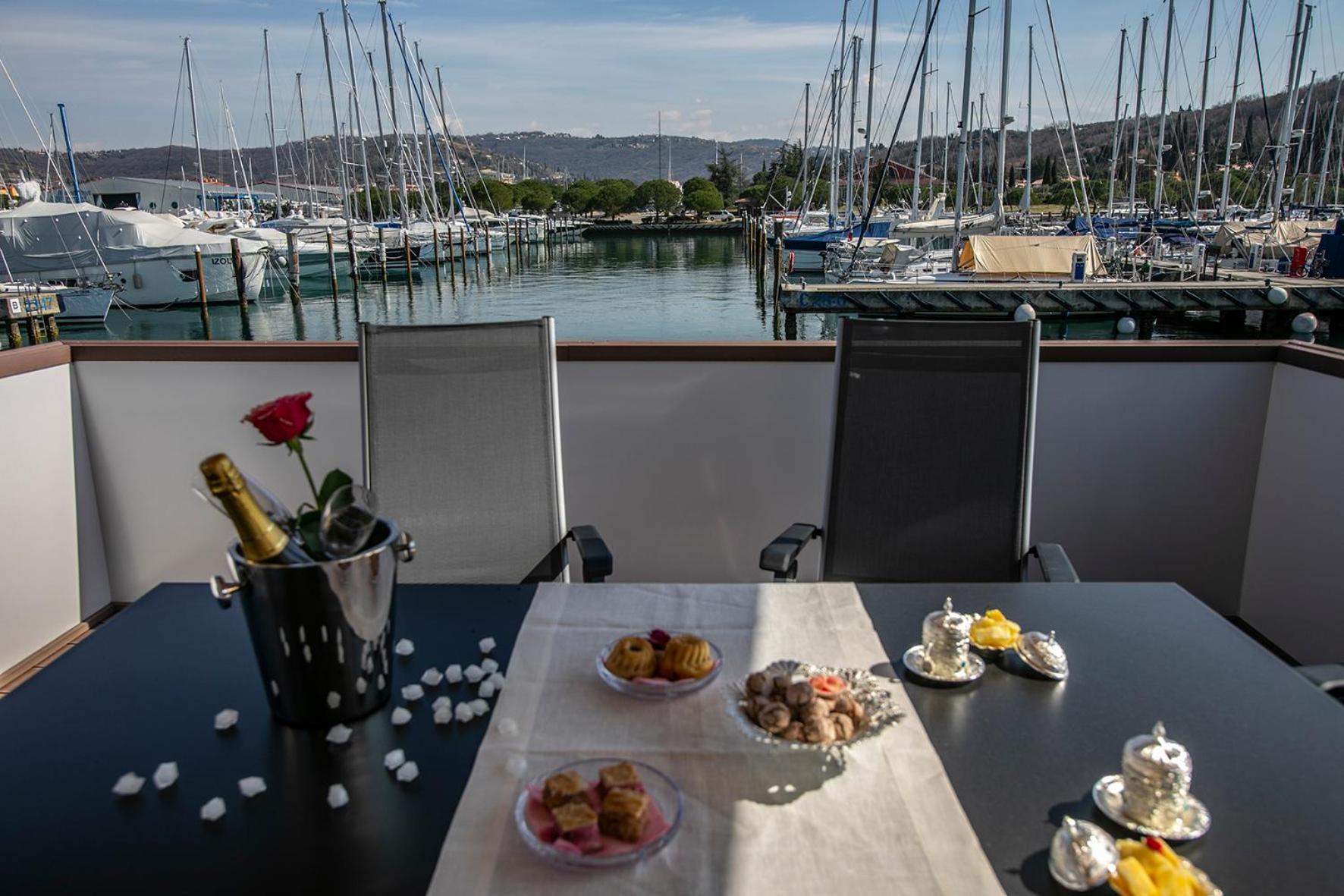 Floating Sea House Principessa Vila Portorož Exterior foto